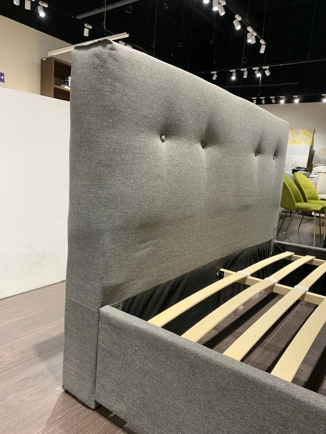 JANE Fabric Bed