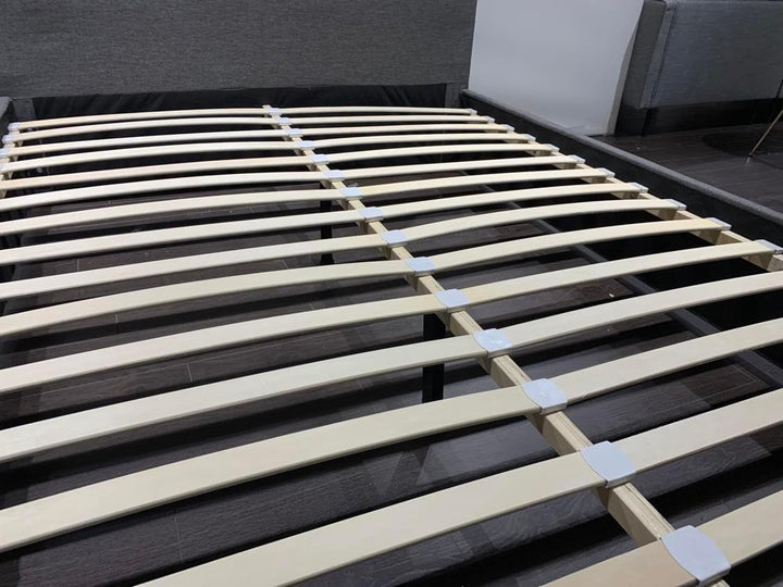 JANE Fabric Bed