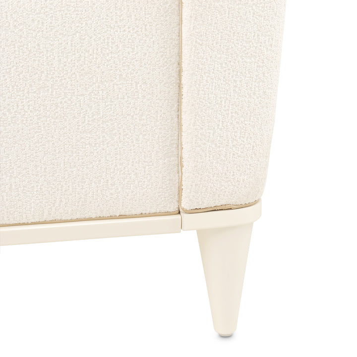 LA TERRAZZA Creamy Pearl Bed - Michael Amini