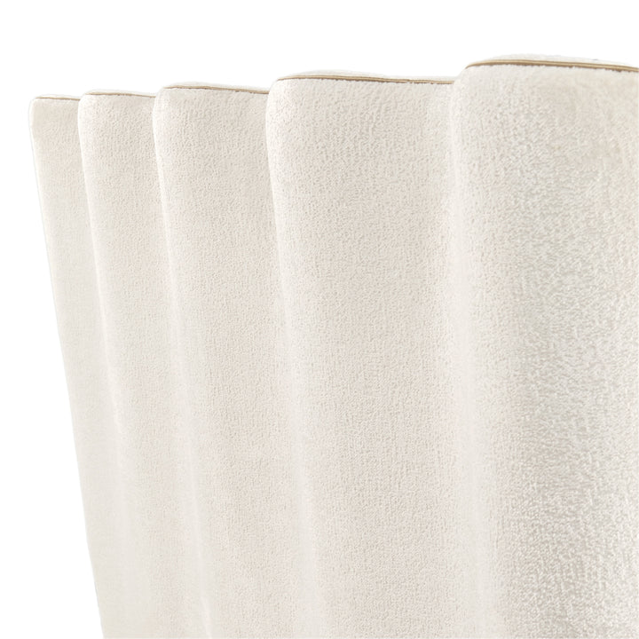 LA TERRAZZA Creamy Pearl Bed - Michael Amini