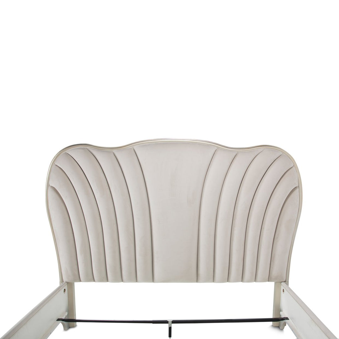 LONDON PLACE Bed - Michael Amini