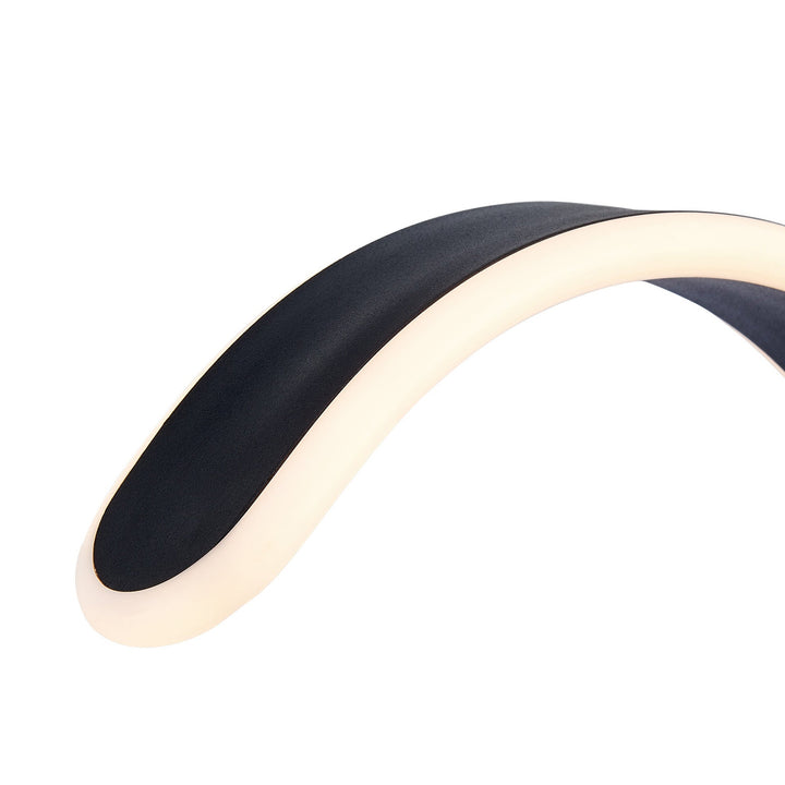 LUMA C-Shaped Curve Table Lamp