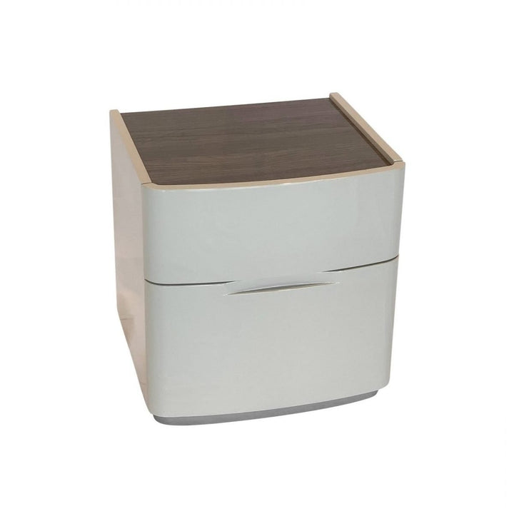 KANTÉ Chestnut Nightstand Small