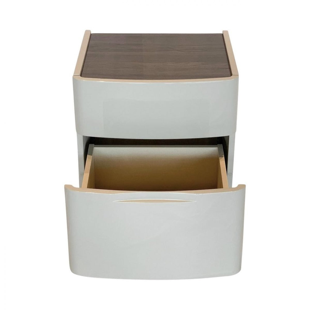 KANTÉ Chestnut Nightstand