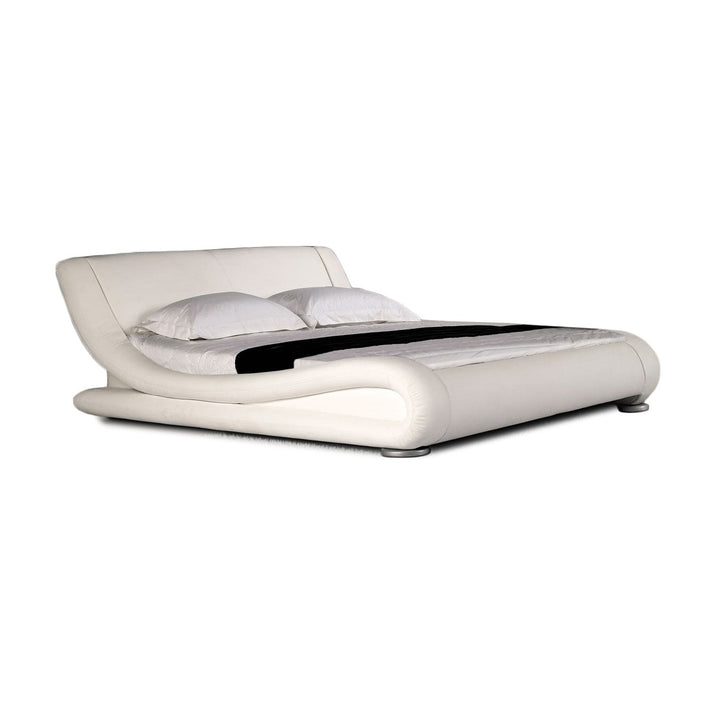 KENT White Curved Leather Bed