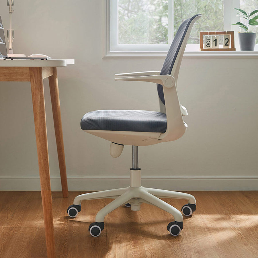 LATHAN Mesh Grey Gaming Chair