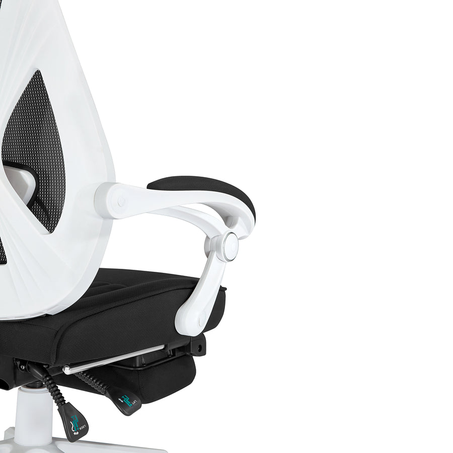 LEAH Gaming Chair with Footrest