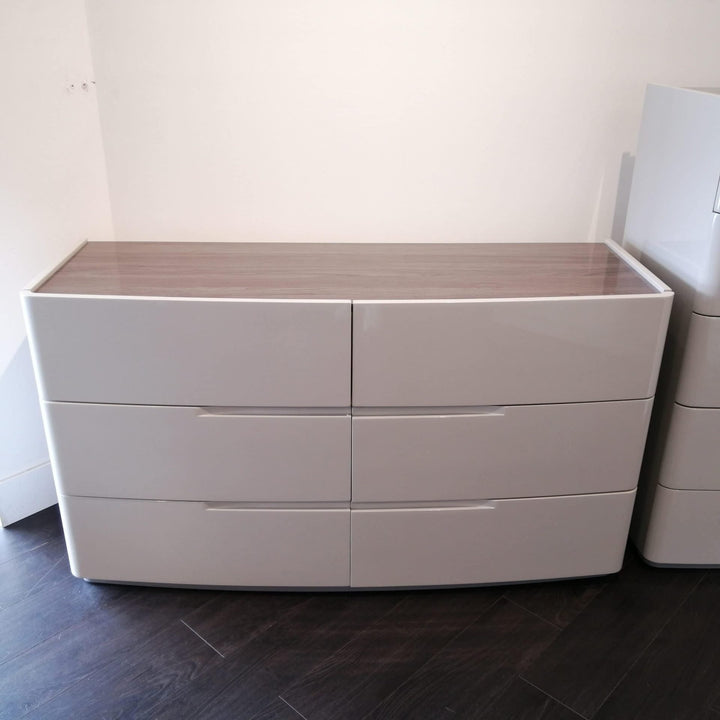 KANTÉ Chestnut 6-Drawer Dresser