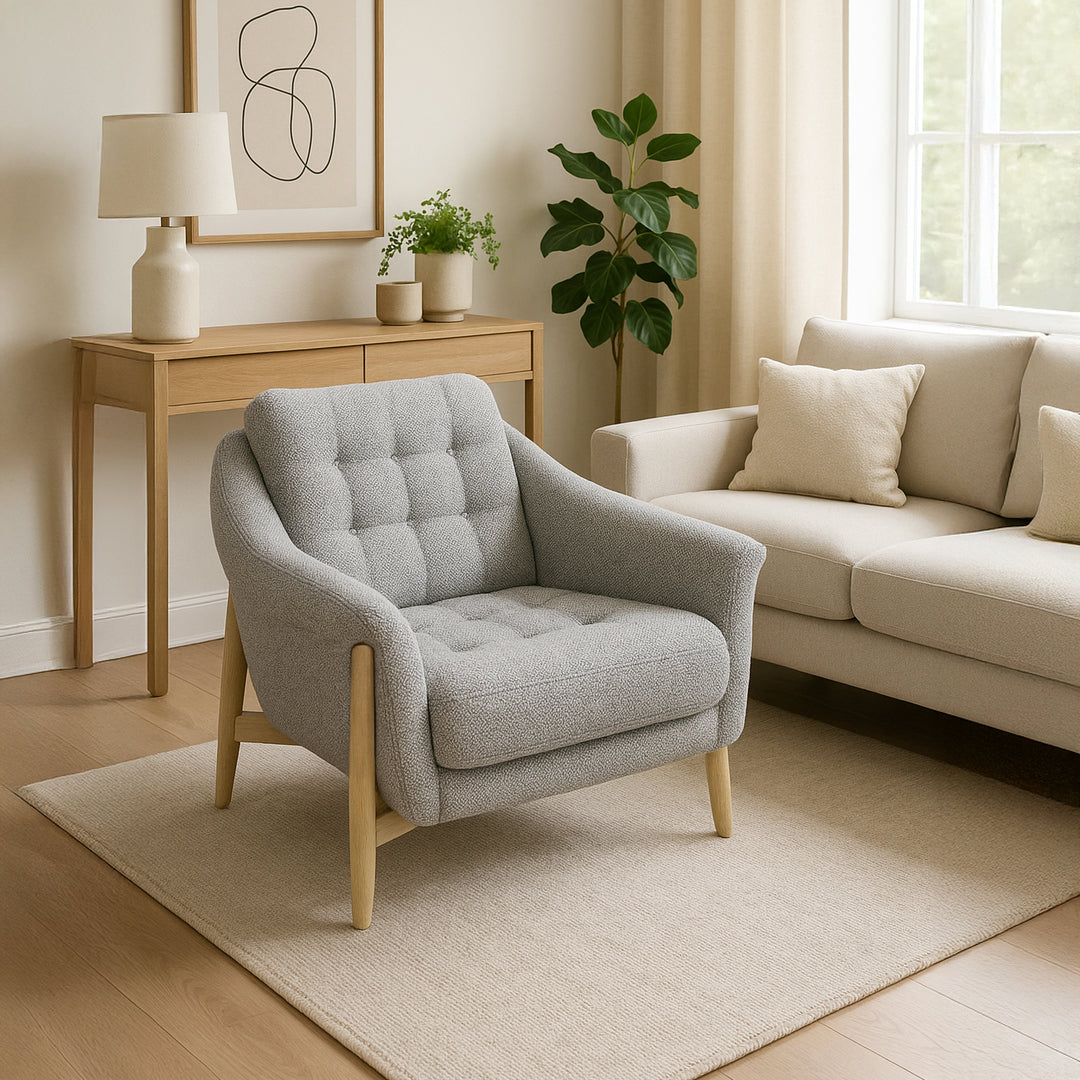 MARIS Cozy Tufted Armchair