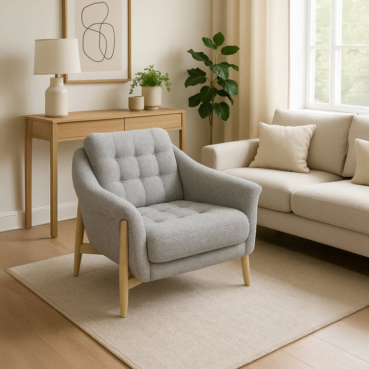 MARIS Cozy Tufted Armchair