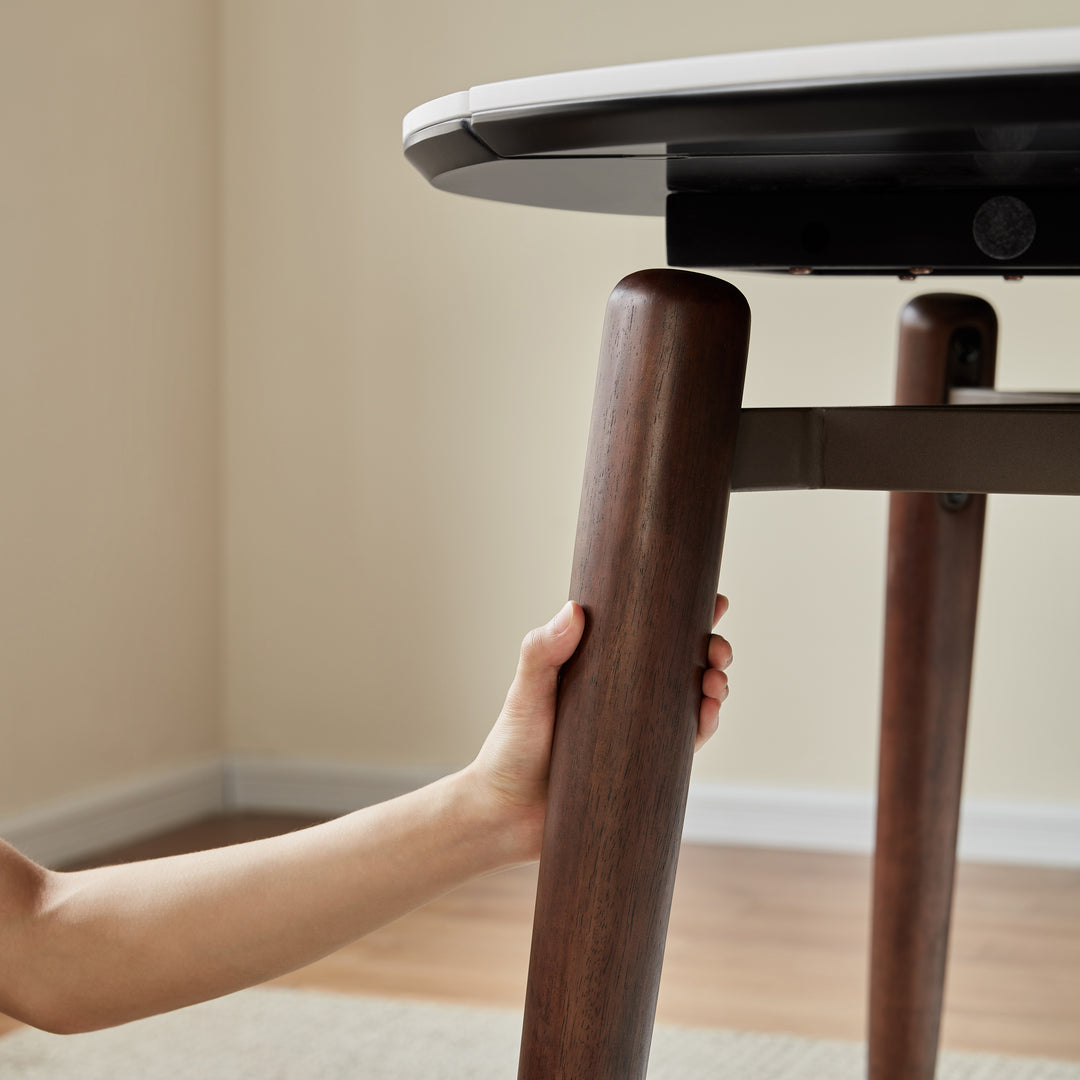 EVELYNE Space-Saving Round Extendable Table