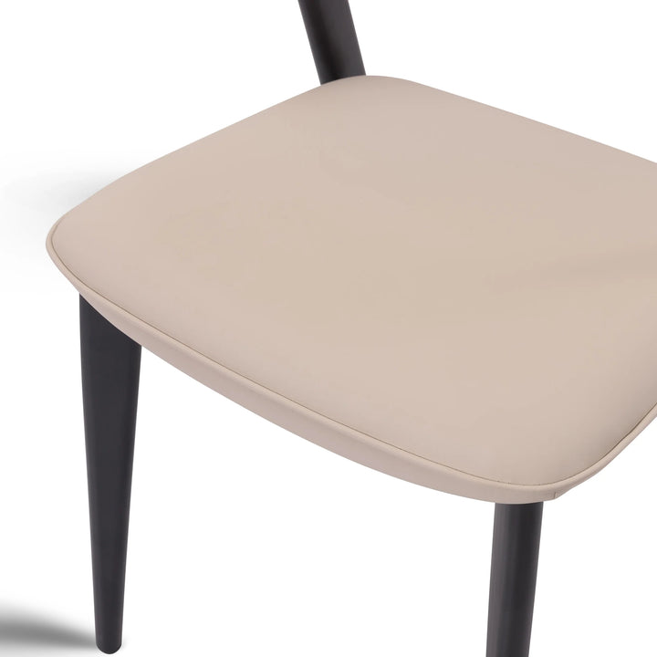 BENNETT Curved Dining Chair