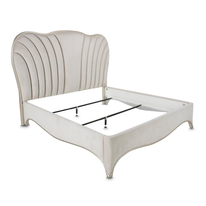LONDON PLACE Bed - Michael Amini