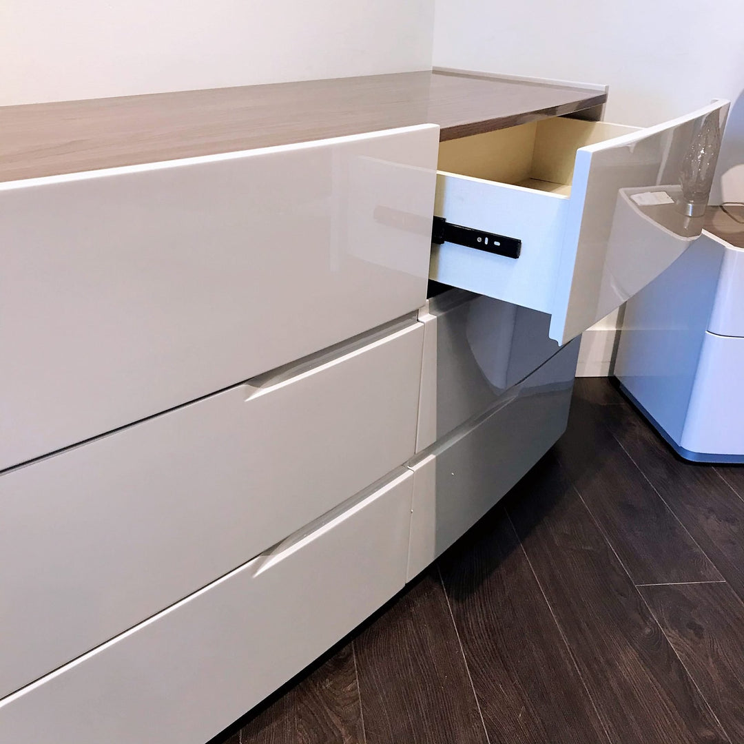 KANTÉ Chestnut 6-Drawer Dresser