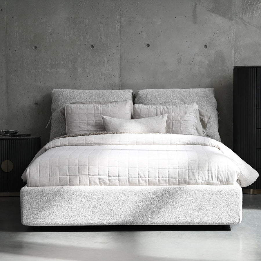 PLUME King Oat White Fabric Bed