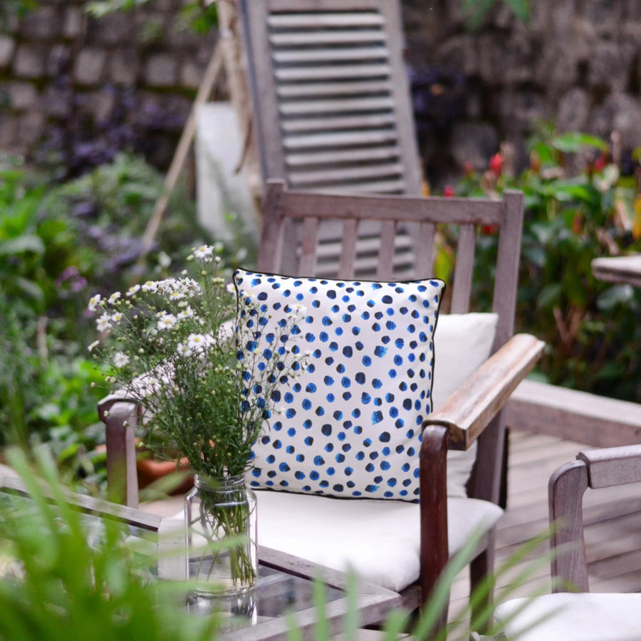 LUSTRA Comfortable Cushion
