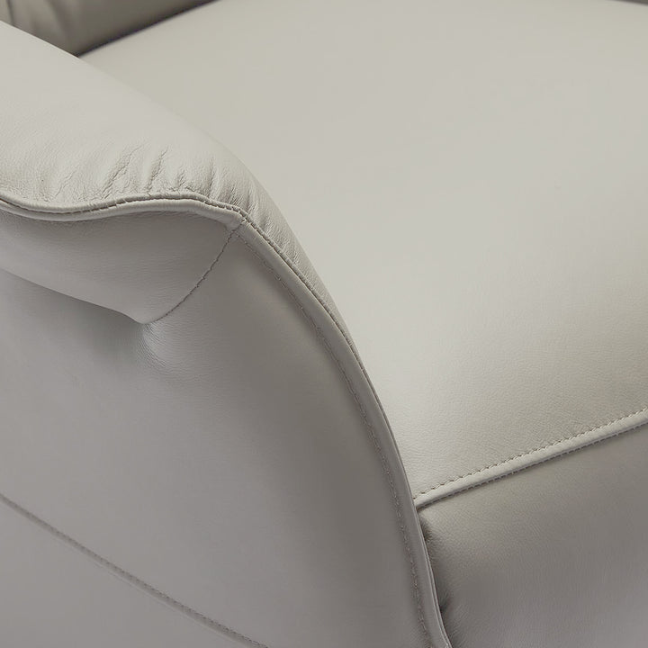 LUNA Electrically Adjustable Lounge Chair