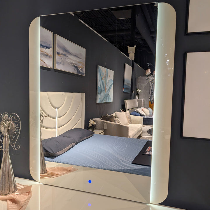 ALIANA Lacquered LED Mirror