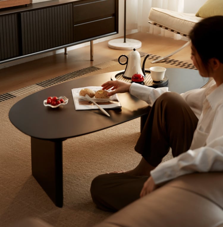 CALICUT solid wood coffee table