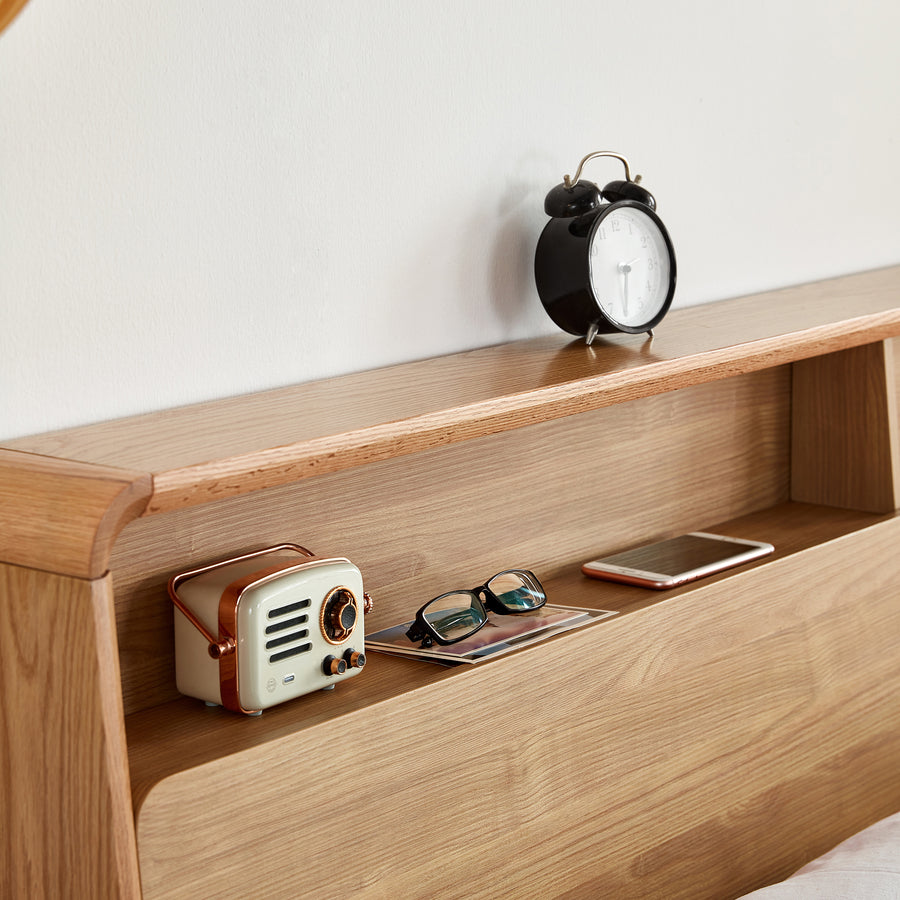 JULIOH Natural Oak Storage Queen Bed