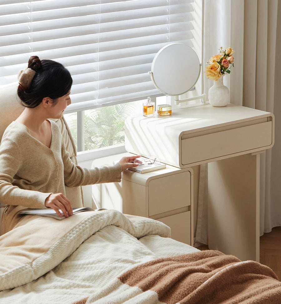 KARTER 80cm White Dresse And Dressing Stool