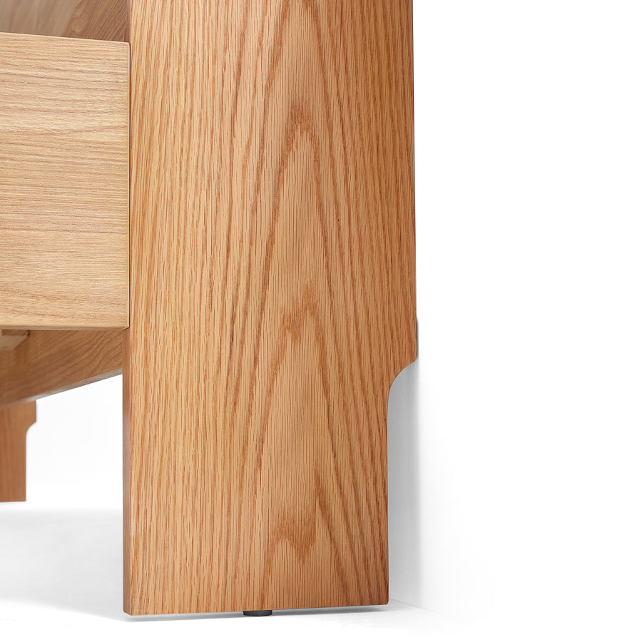 JULIOH Natural Oak Storage Queen Bed