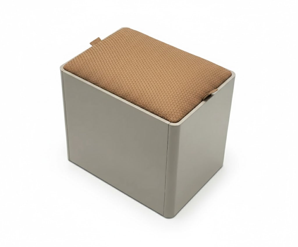 KANTÉ Light Grey Vanity Chair