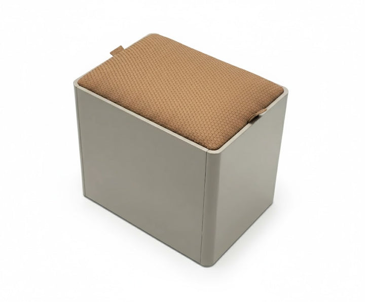 KANTÉ Light Grey Vanity Chair